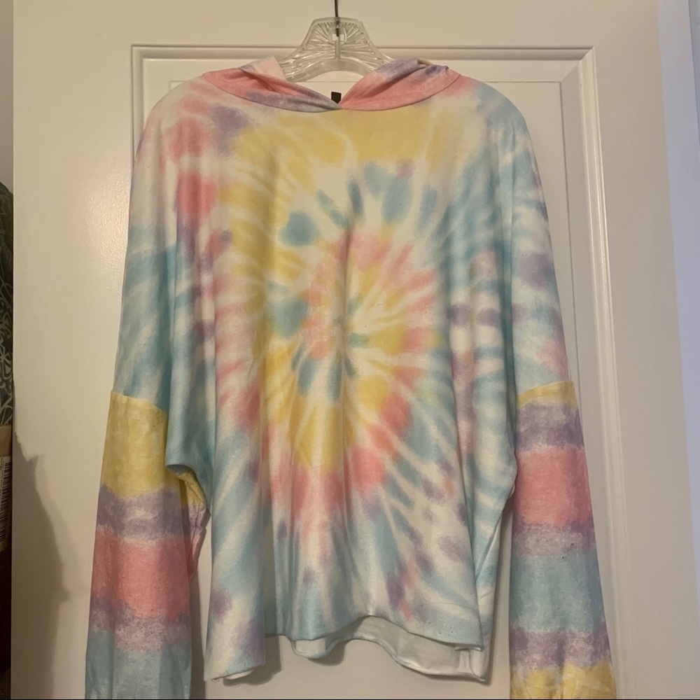 XL Tie-Dye Hoodie Long Sleeves Light Weight